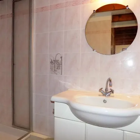 La Palmyre - Maison Mitoyenne Avec Terrasse - Proximite Centre-ville Apartment